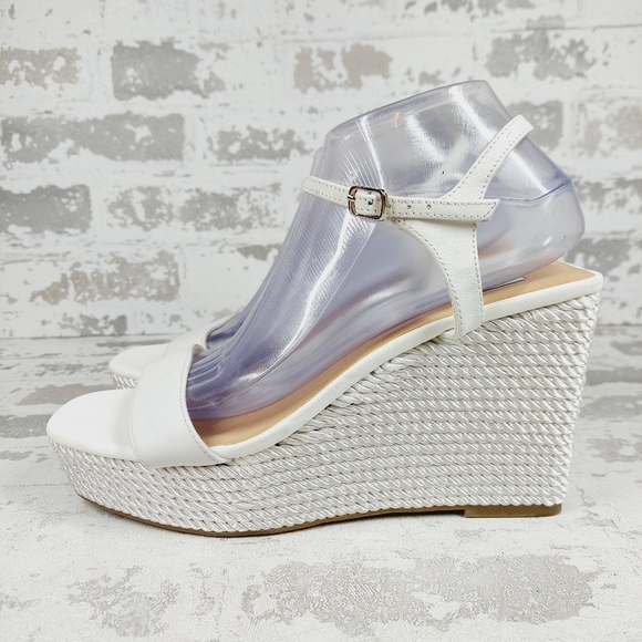New Steve Madden Tory White Leather Wedge Heel Platform Sandals O131 - Picture 1 of 12